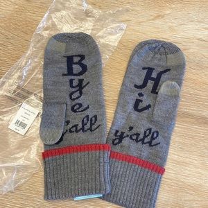 Draper James gray mittens NWT